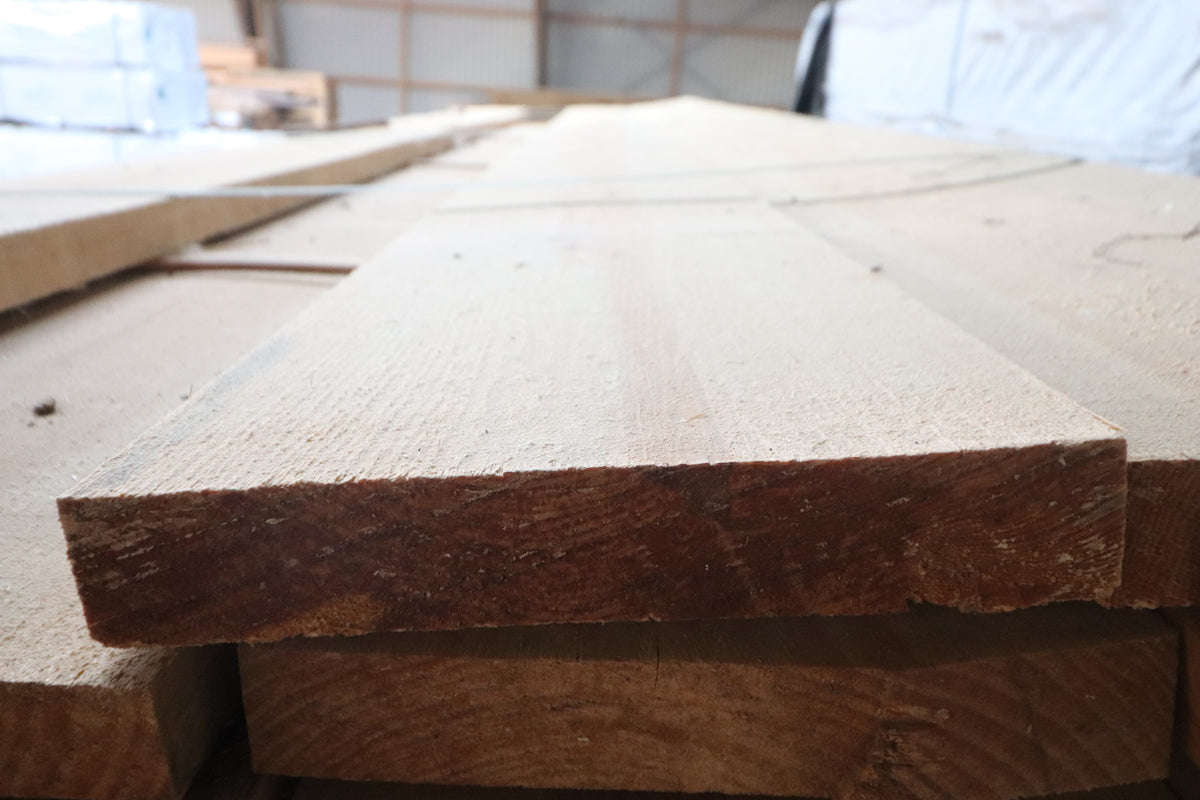 Restparti – 105 meter. fyrplanker – 48x300x3600-5500mm